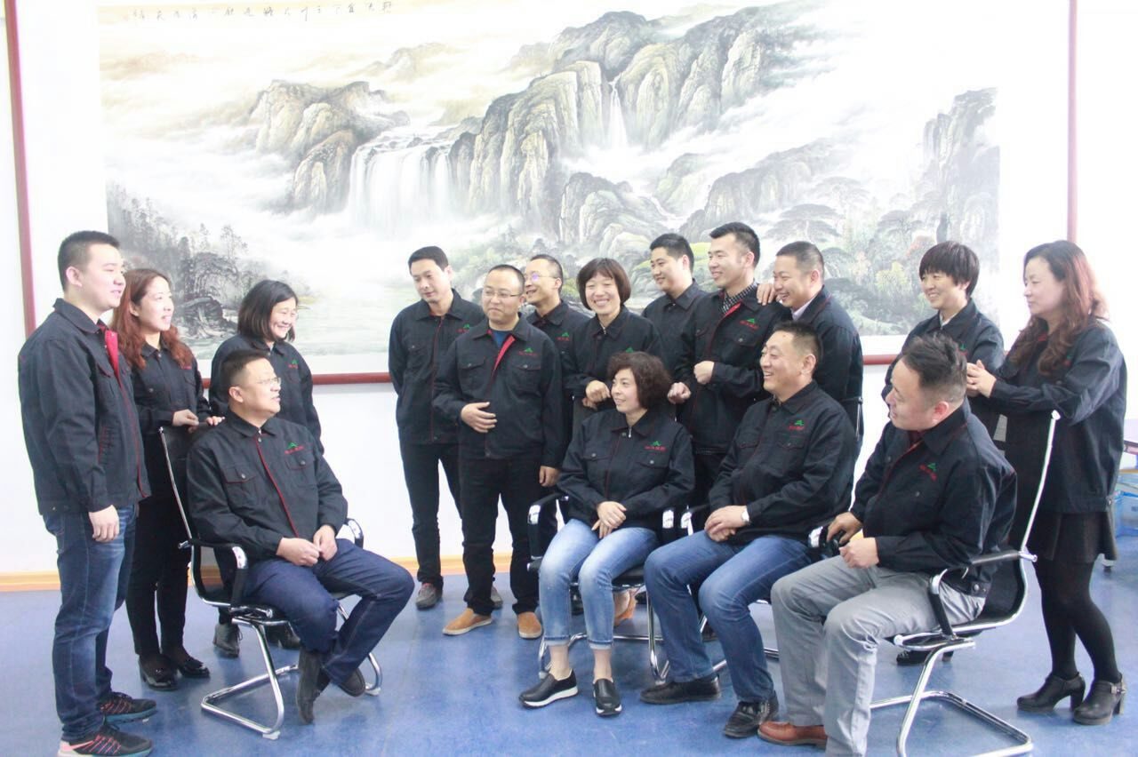 顺天医药团队与文化墙